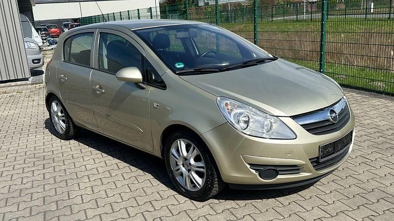 Gebraucht Opel Corsa Edition 80 PS (58 kW) 2007 Gold Kleinwagen