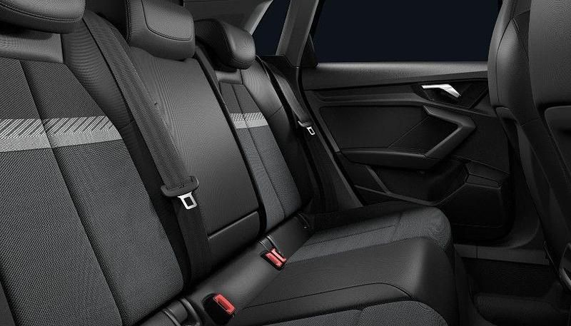 Gebraucht Audi A3 Advanced 150 PS (110 kW) 2020 Blau Limousine