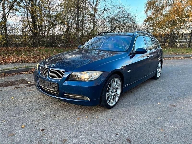 Blau Gebraucht 2005 BMW 325 Sport Line Kombi | 6.565 € (Fairer Preis) - Bild 1/4