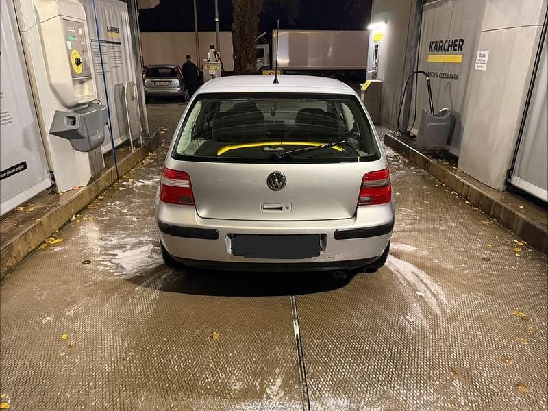 Gebraucht VW Golf IV 75 PS (55 kW) 2002 Silber Limousine