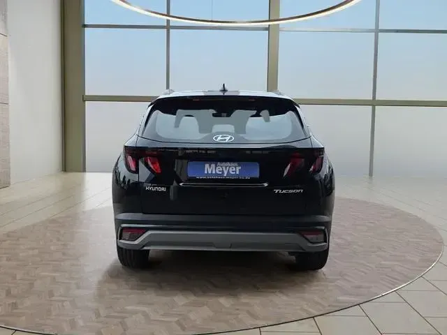 Neu Hyundai Tucson 150 PS (110 kW) 2026 Blau SUV