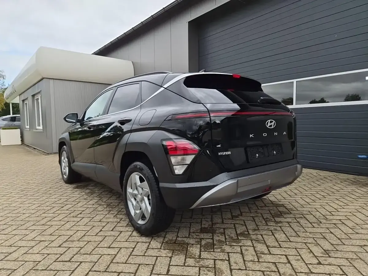 Neu Hyundai Kona Trend 150 PS (110 kW) 2026 Abyss black SUV