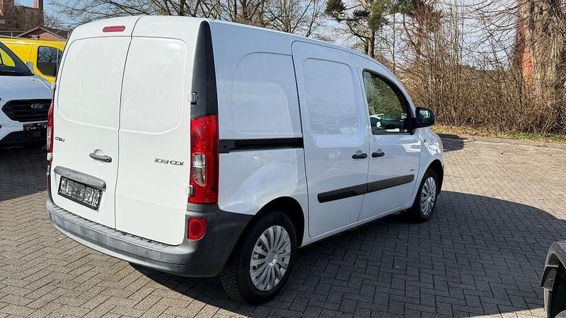 Gebraucht Mercedes Citan 109 90 PS (66 kW) 2017 Arktikweiss Van / Kleinbus
