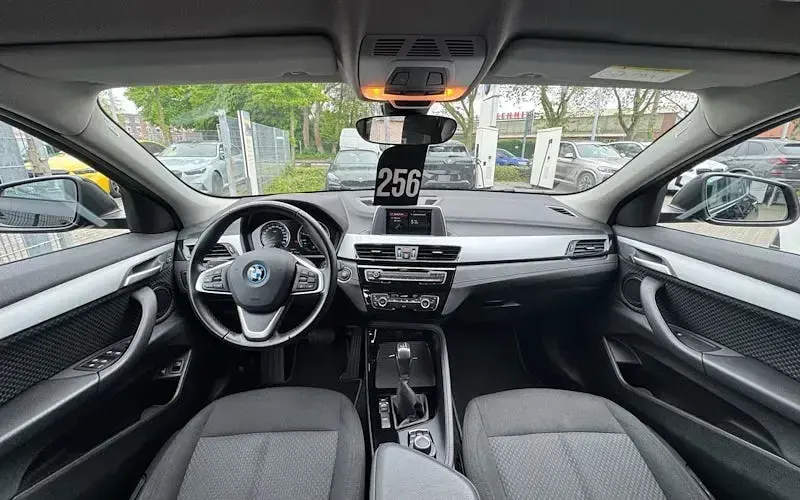 Usata BMW X2 Advantage 220 CV (161 kW) 2023 Nero SUV