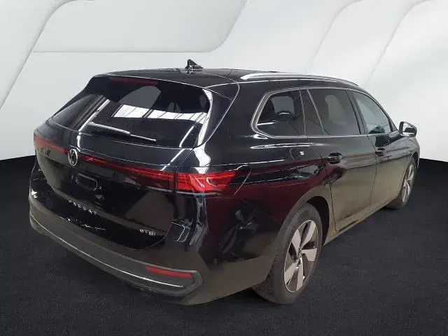 Gebraucht VW Passat Business 150 PS (110 kW) 2025 Schwarz Kombi