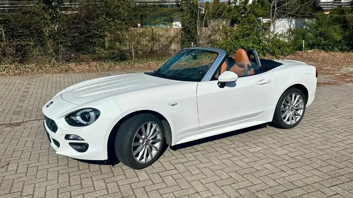 Gebraucht Fiat 124 104 PS (76 kW) 2017 Weiß Cabrio