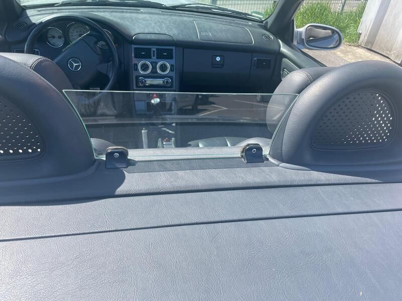 Silber Gebraucht 1999 Mercedes SLK200 Cabrio | 4.200 € (Teuer) - Bild 1/4