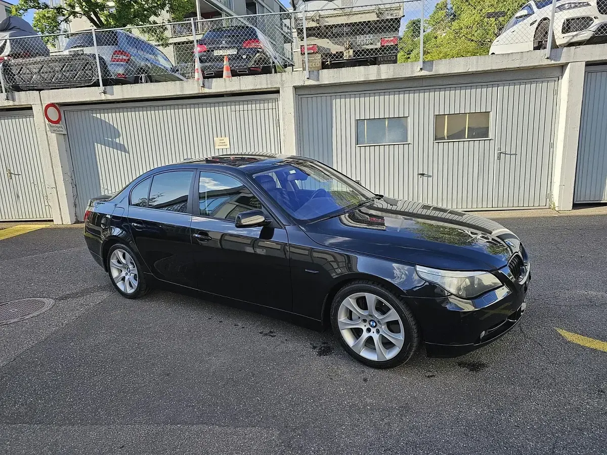 Gebraucht BMW 550 367 PS (269 kW) 2006 Schwarz Limousine