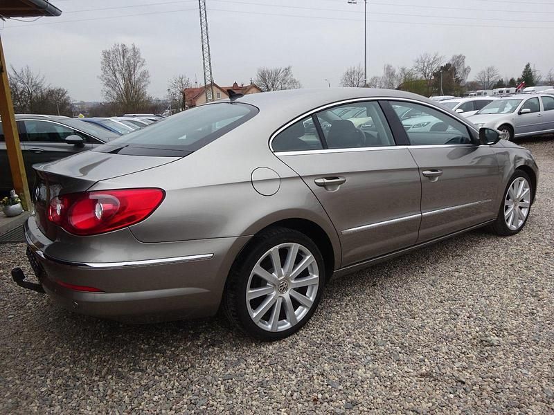 Gebraucht VW Passat 140 PS (102 kW) 2009 Braun Coupé