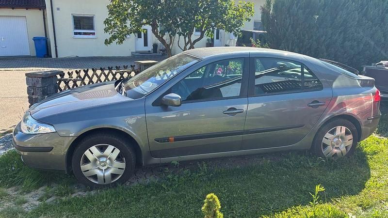 Gebraucht Renault Laguna II 135 PS (99 kW) 2003 Grau Limousine