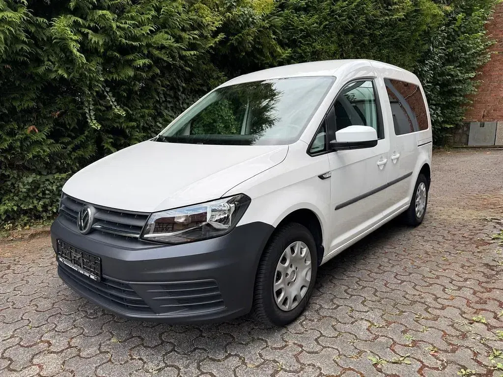 Gebraucht VW Caddy Trendline 102 PS (75 kW) 2020 Weiß Van / Kleinbus