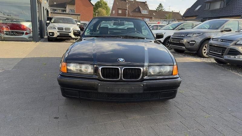 Gebraucht BMW 320 Cabriolet 150 PS (110 kW) 1997 Schwarz Cabrio
