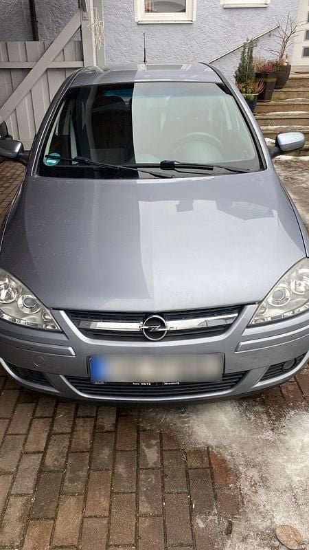 Gebraucht Opel Corsa 80 PS (58 kW) 2005 Kleinwagen