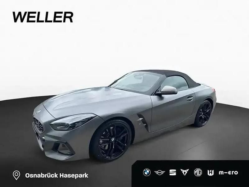 Frozen grey ii (grau) Gebraucht 2024 BMW Z4 M Sport Cabrio | 53.950 € (Fairer Preis) - Bild 1/4