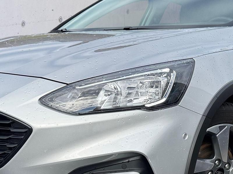 Gebraucht Ford Focus Active 155 PS (114 kW) 2020 Silber Limousine
