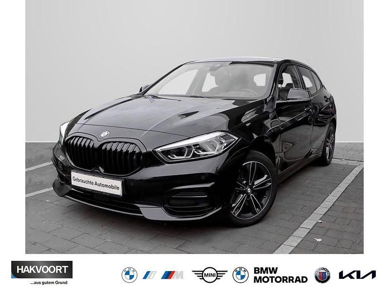 Schwarz uni Gebraucht 2022 BMW 118 Comfort Edition Kleinwagen | 17.880 € (Guter Preis) - Bild 1/4