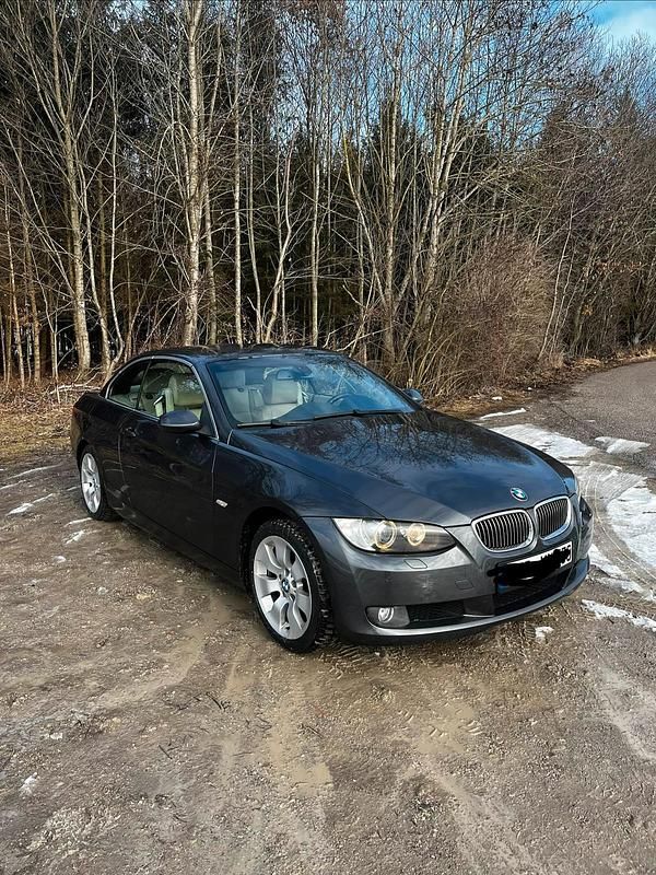 Gebraucht BMW 330 Cabriolet 272 PS (200 kW) 2007 Grau Cabrio