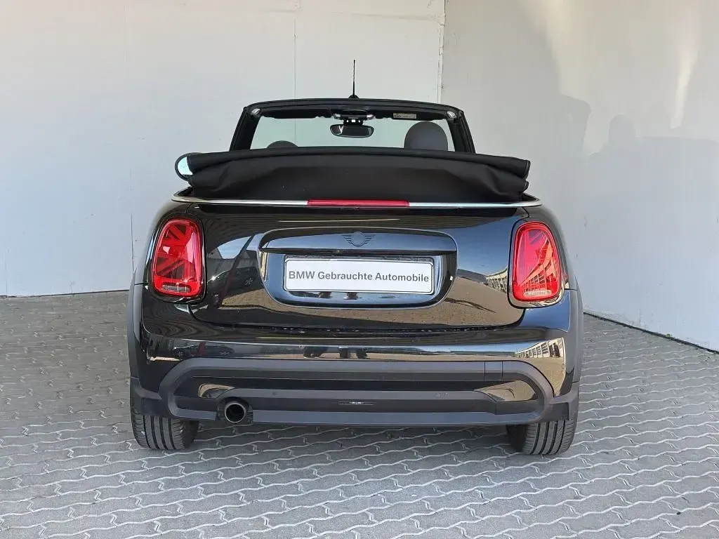 Usado Mini Cooper Cabriolet 136 CV (100 kW) 2024 Negro Descapotable