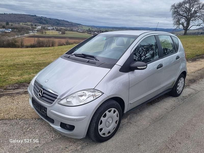 Gebraucht Mercedes A150 95 PS (69 kW) 2007 Polarsilber  metalliclack Kleinwagen