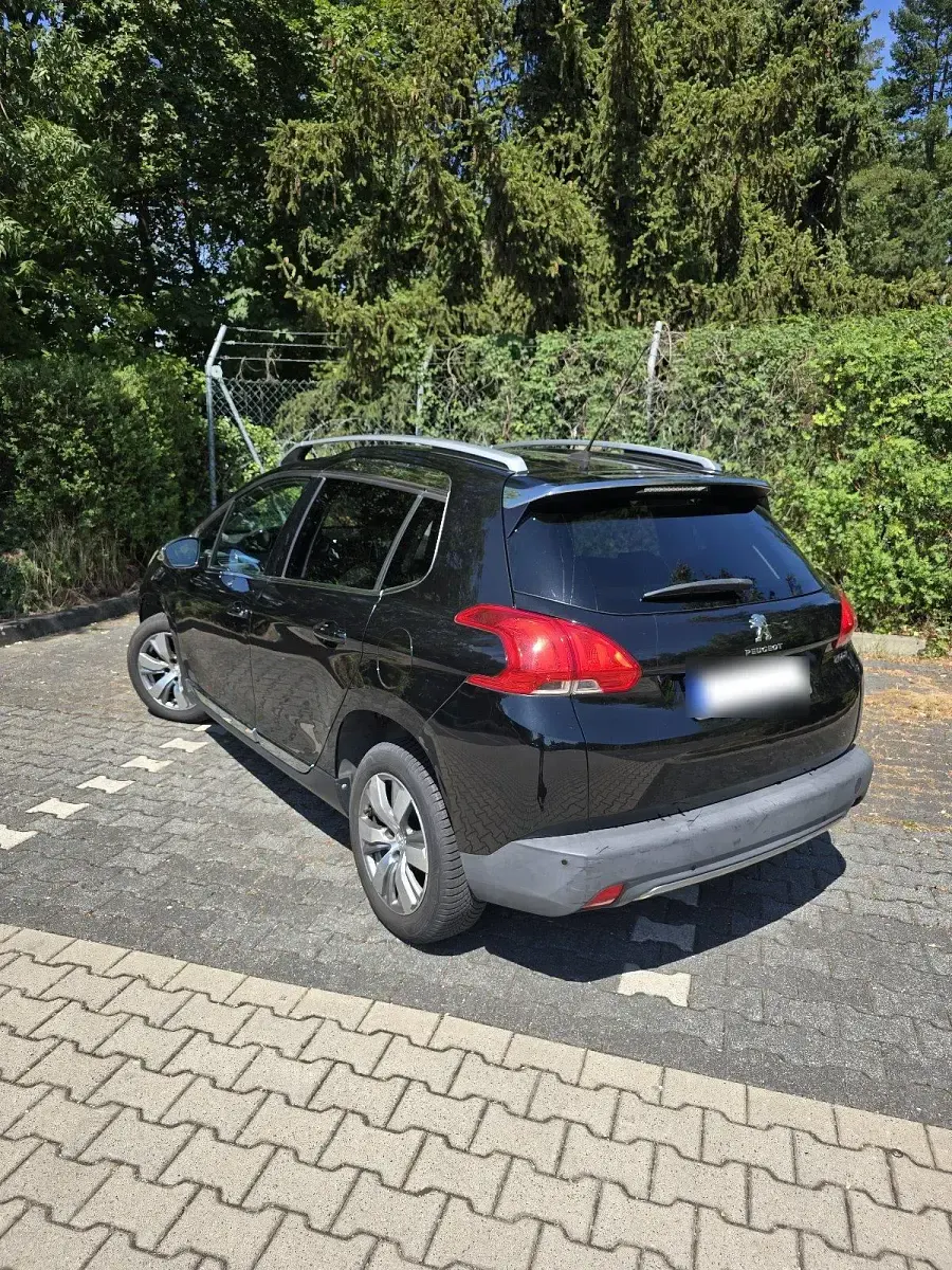 Gebraucht Peugeot 2008 Allure 120 PS (88 kW) 2013 Schwarz SUV