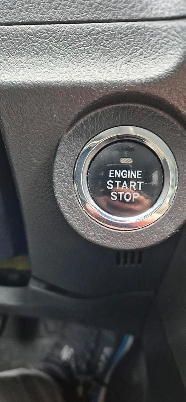 Gebraucht Toyota Verso 2010 Silber Van / Kleinbus