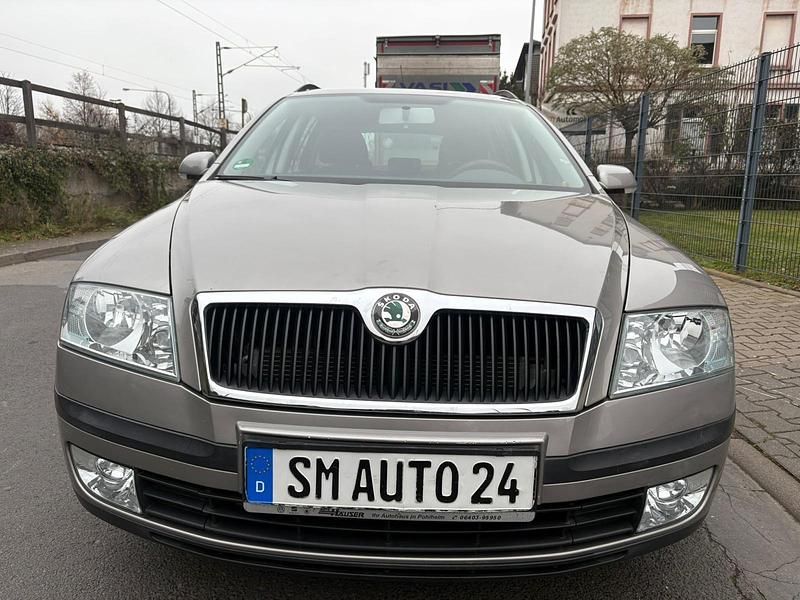 Gebraucht Skoda Octavia 105 PS (77 kW) 2007 Gold Kombi