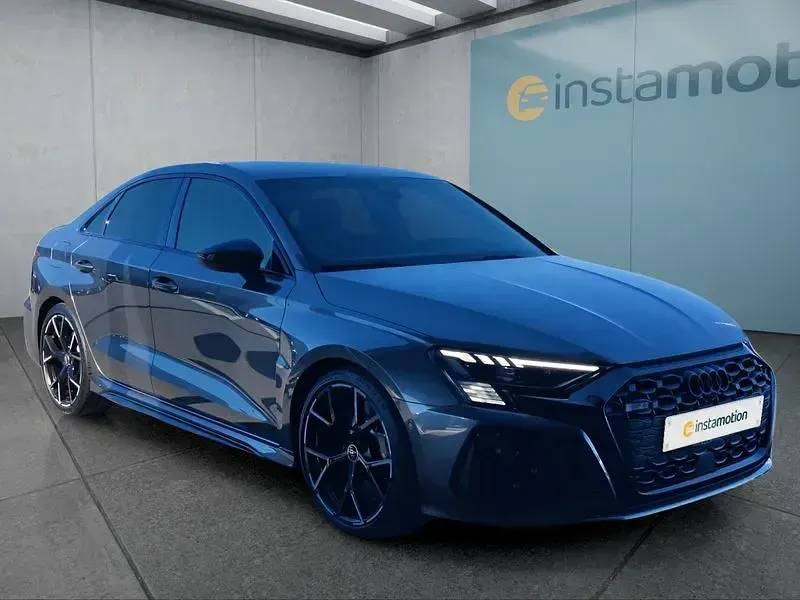Gebraucht Audi RS3 400 PS (294 kW) 2023 Grau Limousine