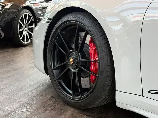 Gebraucht Porsche 911 Carrera 4 GTS 480 PS (353 kW) 2022 Grau Coupé