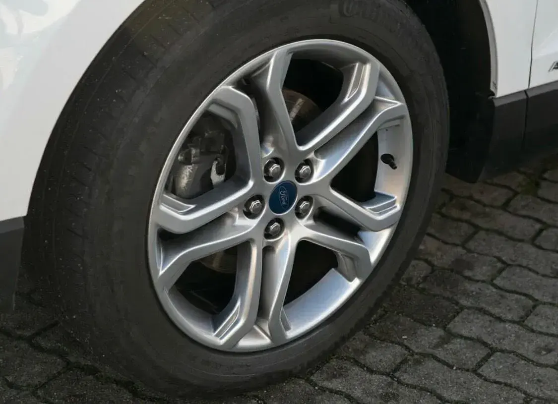 Gebraucht Ford Edge Titanium 209 PS (153 kW) 2018 Weiß SUV