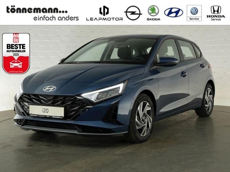 Neu Hyundai i20 Trend 101 PS (74 kW) 2025 Blau Kleinwagen