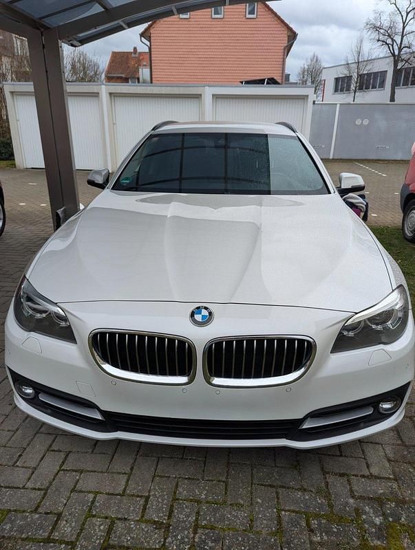 Gebraucht BMW 520 190 PS (139 kW) 2016 Weiß Kombi