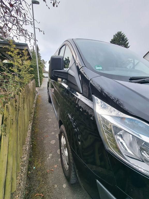 Gebraucht Ford Transit Custom 125 PS (91 kW) 2016 Schwarz Van / Kleinbus