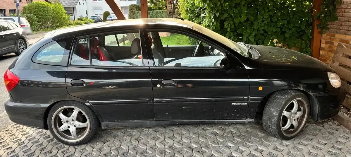 Second-hand Kia Rio 97 CP (71 kW) 2002 Negru Berlinǎ