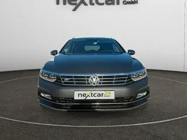 Gebraucht VW Passat Highline 190 PS (139 kW) 2016 Grau metallic Kombi