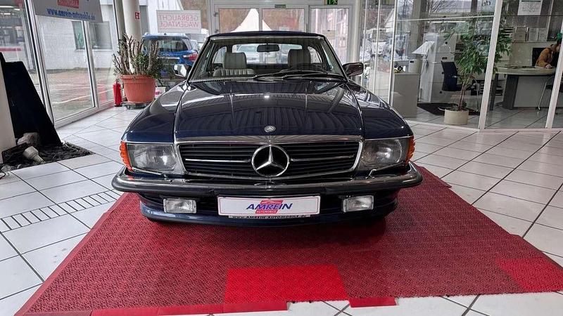 Usata Mercedes SL300 188 CV (138 kW) 1985 Blu Cabrio
