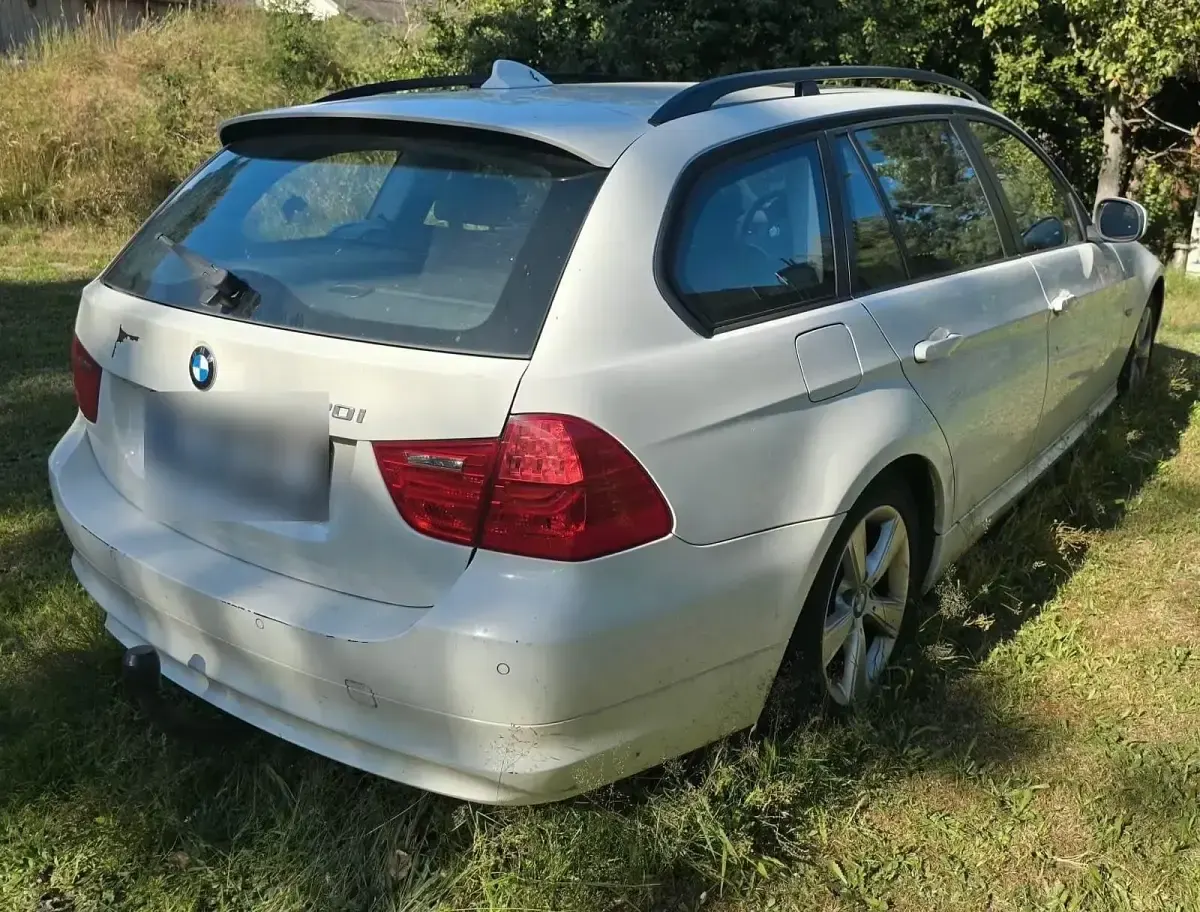 Gebraucht BMW 320 170 PS (125 kW) 2009 Weiß Kombi