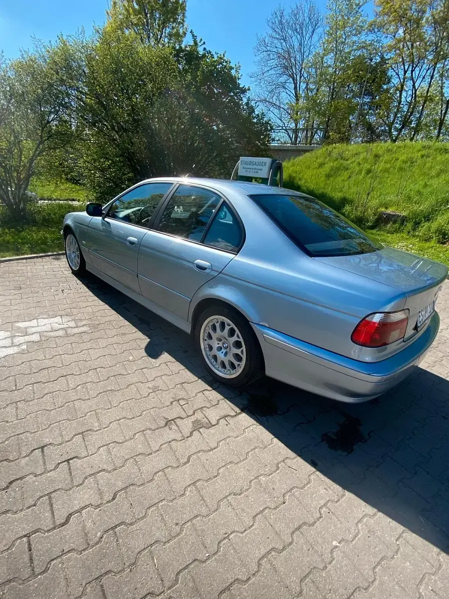 Usata BMW 520 170 CV (125 kW) 2002 Argento Berlina