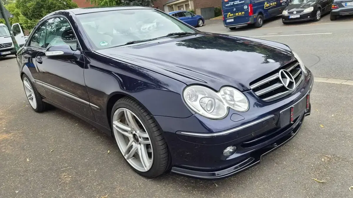 Gebraucht Mercedes CLK320 Elegance 218 PS (160 kW) 2004 Blau Coupé