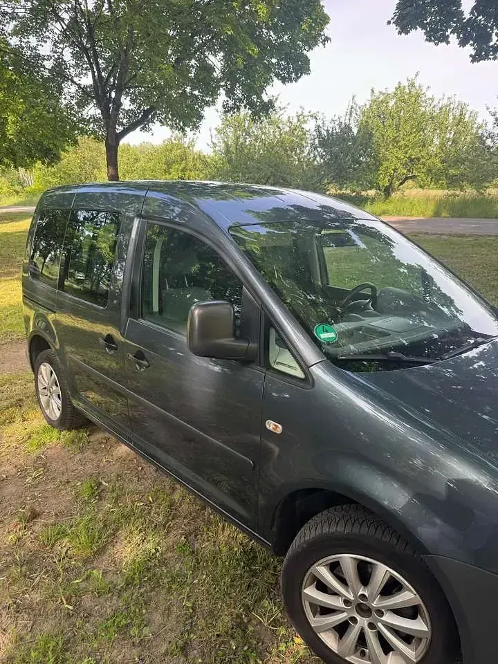 Gebraucht VW Caddy 105 PS (77 kW) 2010 Van / Kleinbus