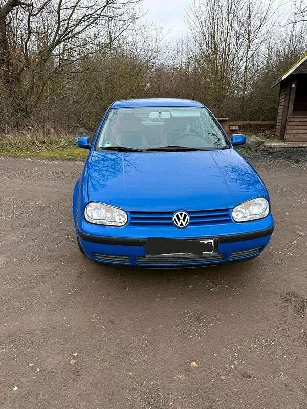 Gebraucht VW Golf IV 105 PS (77 kW) 2001 Blau Limousine