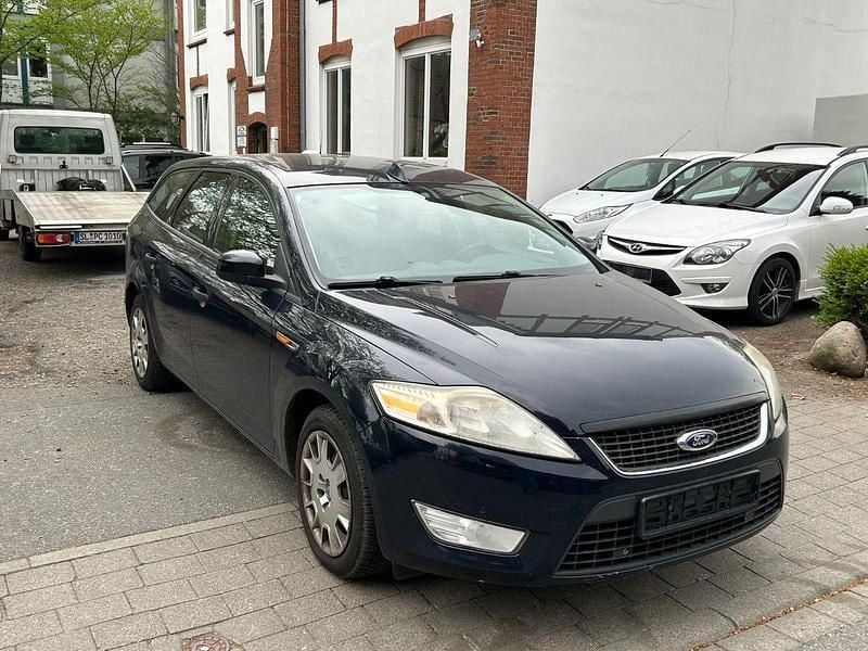 Gebraucht Ford Mondeo Ambiente 131 PS (96 kW) 2007 Blau Kombi