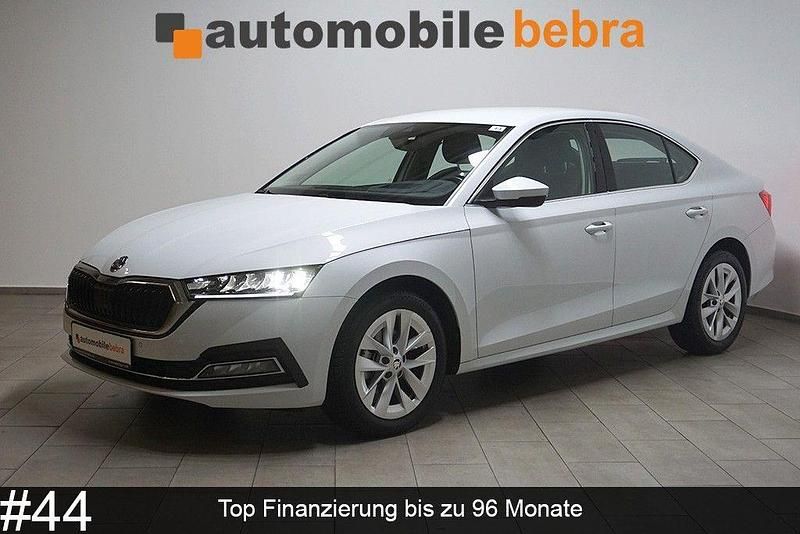 Moonweiss Gebraucht 2021 Skoda Octavia Style SUV | 23.290 € (Guter Preis) - Bild 1/4