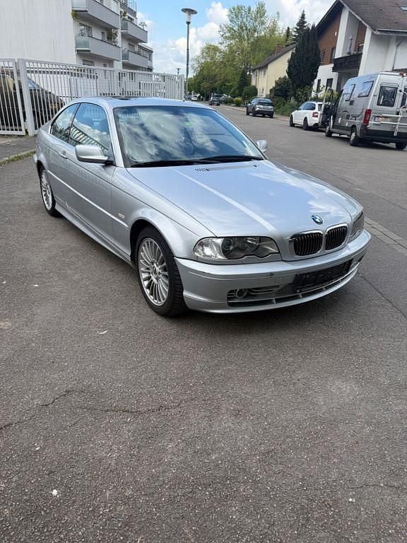 Silber Gebraucht 2000 BMW 330 Sport Line Coupé | 9.400 € (Superpreis) - Bild 1/4