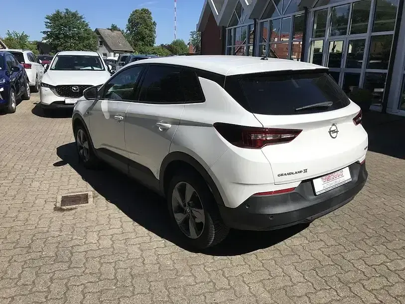 Gebraucht Opel Grandland X Edition 131 PS (96 kW) 2021 Jade weiss/arktis weiss SUV