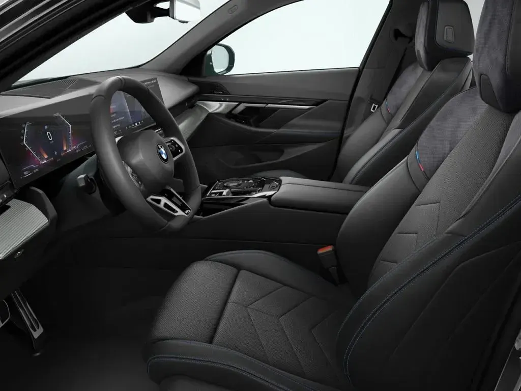 Gebraucht BMW 520 M Sport 197 PS (144 kW) 2026 Schwarz Limousine