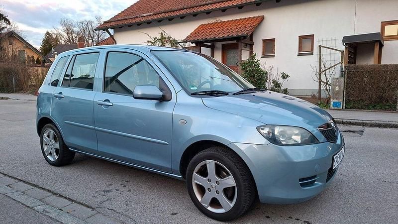 Gebraucht Mazda 2 Active 80 PS (58 kW) 2005 Blau Kleinwagen