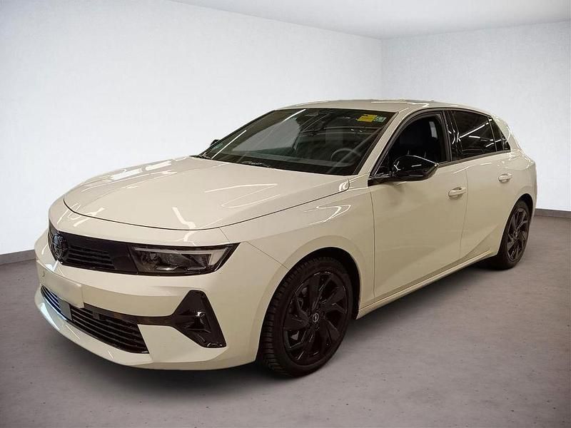 Gebraucht Opel Astra S 131 PS (96 kW) 2024 Weiß Limousine