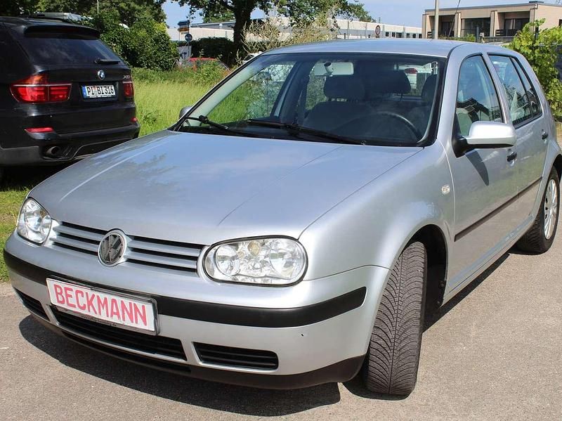 Silber Gebraucht 2003 VW Golf IV Limousine | 3.399 € (Etwas zu teuer) - Bild 1/4