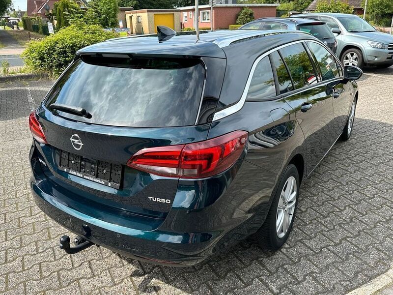 Gebraucht Opel Astra Dynamic 125 PS (91 kW) 2017 Grün Kombi