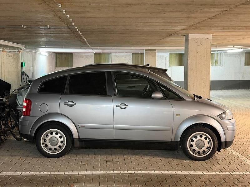 Gebraucht Audi A2 S-line plus 110 PS (80 kW) 2002 Silber Kleinwagen